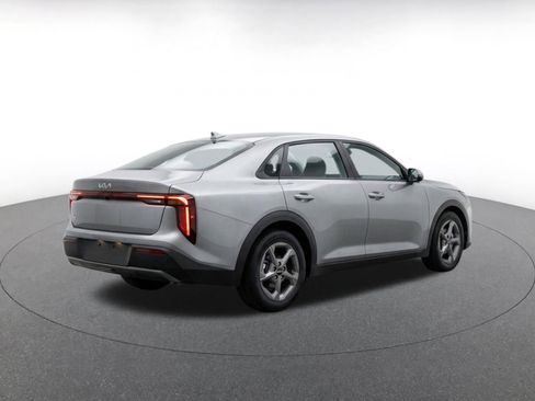 Used 2025 Kia K4 FWD image 9