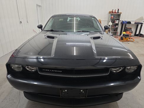 Used 2014 Dodge Challenger SXT Plus image 22
