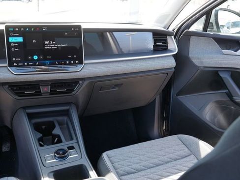 Used 2025 Volkswagen Tiguan S image 23