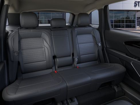 New 2026 Lincoln Nautilus Reserve w/ Jet Appearance Package AWD/4WD image 11