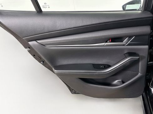 Used 2024 MAZDA MAZDA3 s FWD image 25