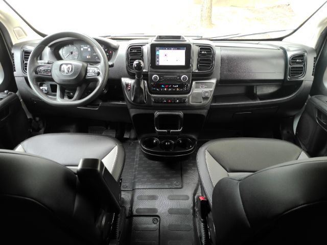 Used 2025 RAM ProMaster 2500 w/ Convenience Group FWD image 17