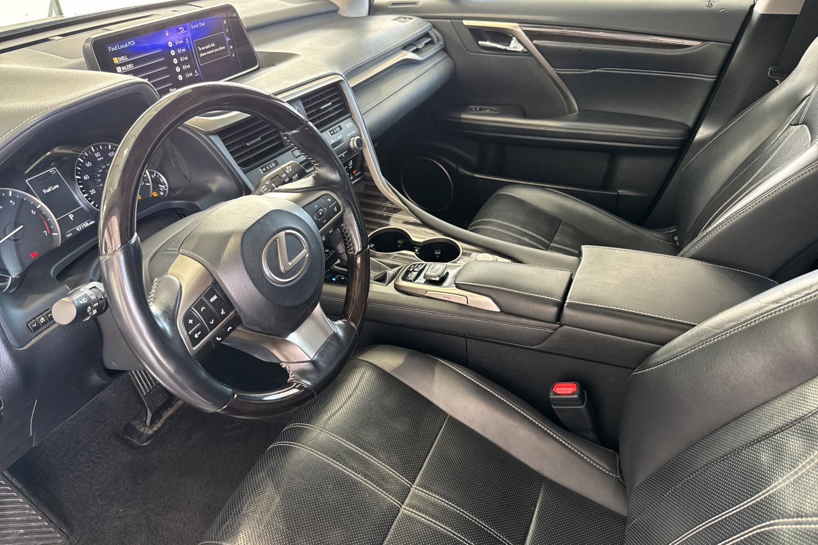 Used 2019 Lexus RX 350L Luxury w/ Accessory Package AWD/4WD image 11