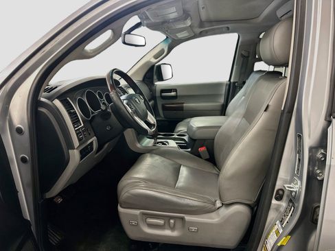 Used 2014 Toyota Sequoia Platinum AWD/4WD image 13