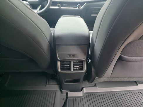 New 2026 Chevrolet Equinox LT w/ LPO, Floor Liner Package FWD image 8