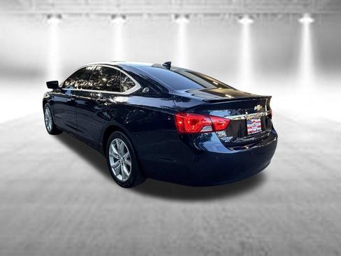 Used 2018 Chevrolet Impala LT w/ Sunroof and Spoiler Package FWD image 5