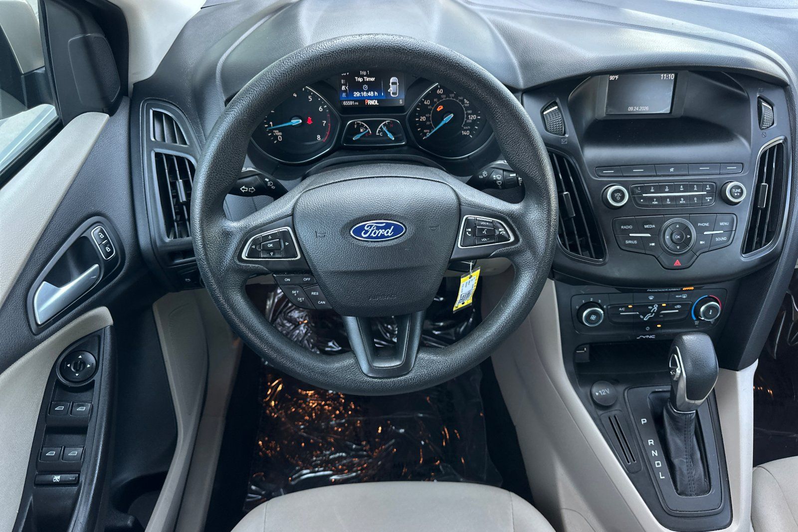 Used 2018 Ford Focus SE FWD image 16