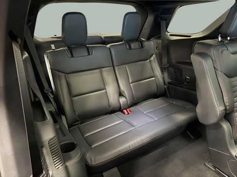 New 2026 Ford Explorer ST-Line w/ ST-Line Street Pack image 28