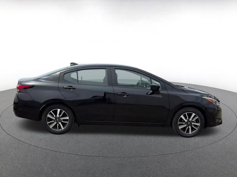 Used 2025 Nissan Versa SV FWD image 16