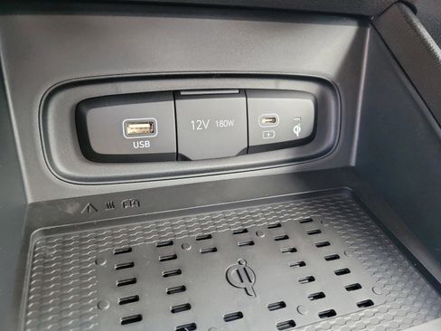 New 2026 Hyundai Venue SEL image 28