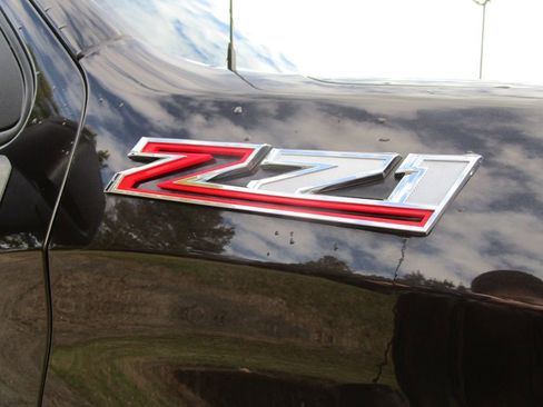 Used 2019 Chevrolet Silverado 1500 Custom Trail Boss w/ Custom Convenience Package image 24