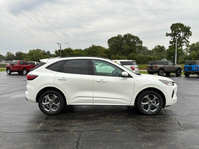 Used 2024 Ford Escape ST-Line Select w/ Tech Pack #1 AWD/4WD image 6