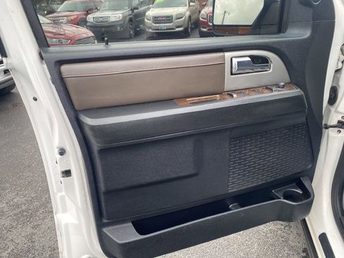 Used 2016 Ford Expedition King Ranch image 21