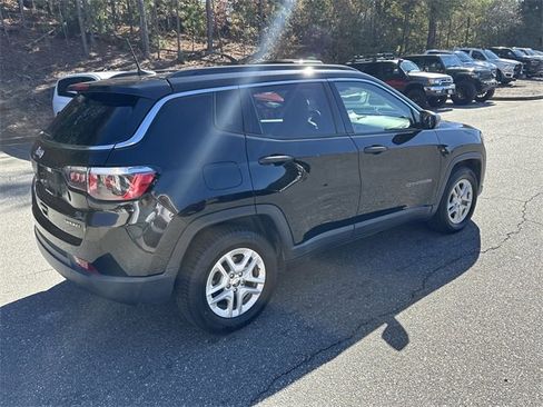 Used 2019 Jeep Compass Sport image 5