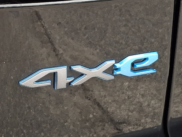 Used 2024 Jeep Wrangler Unlimited AWD/4WD image 32