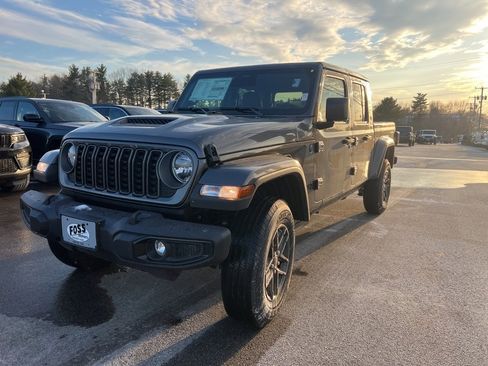 New 2026 Jeep Gladiator Sport image 3