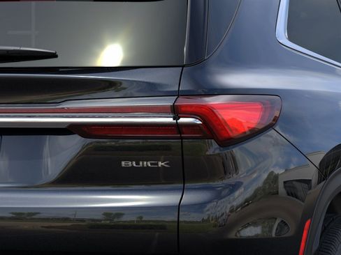 New 2026 Buick Enclave Preferred w/ Power Package FWD image 11
