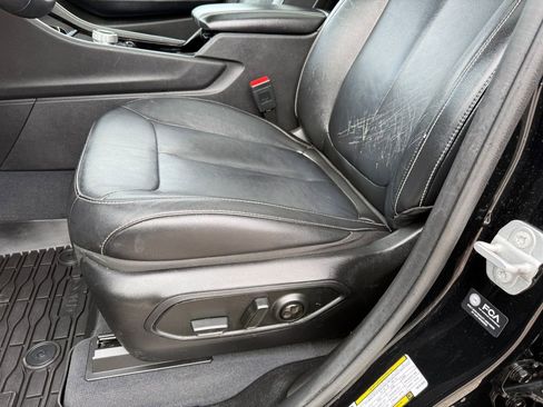 Used 2022 Jeep Grand Cherokee Limited 4xe image 30