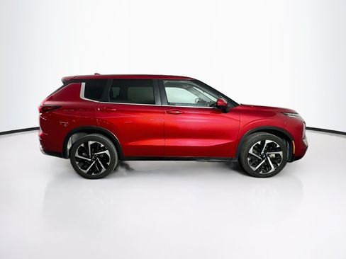 Used 2024 Mitsubishi Outlander SE AWD/4WD image 10