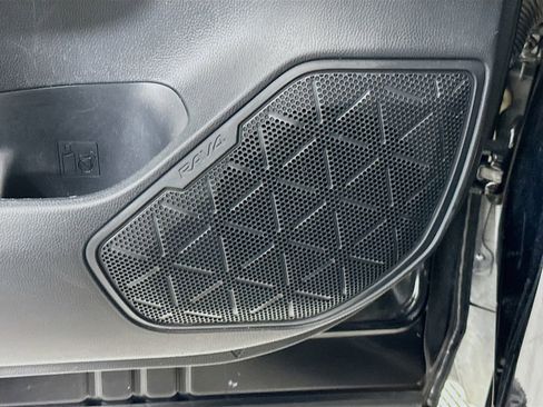 Used 2019 Toyota RAV4 XLE image 18