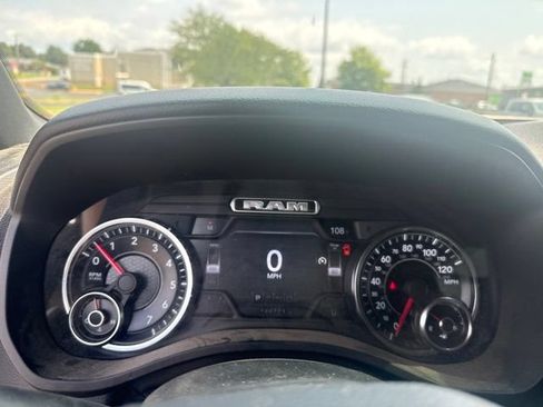 Used 2019 RAM 1500 Big Horn AWD/4WD image 17