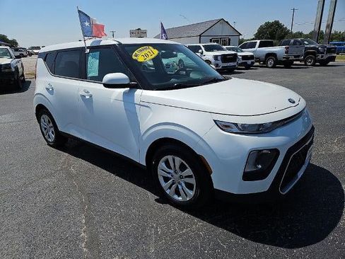 Used 2021 Kia Soul LX FWD image 10