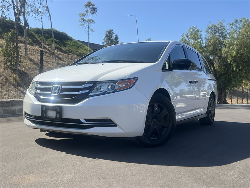Used 2015 Honda Odyssey LX image 10