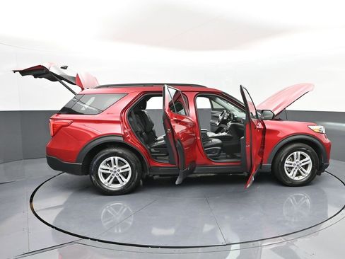 Used 2024 Ford Explorer XLT w/ Equipment Group 202A image 51