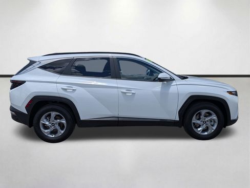 Used 2023 Hyundai Tucson SEL FWD image 3