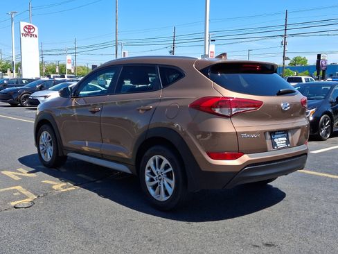 Used 2017 Hyundai Tucson SE Plus FWD image 4