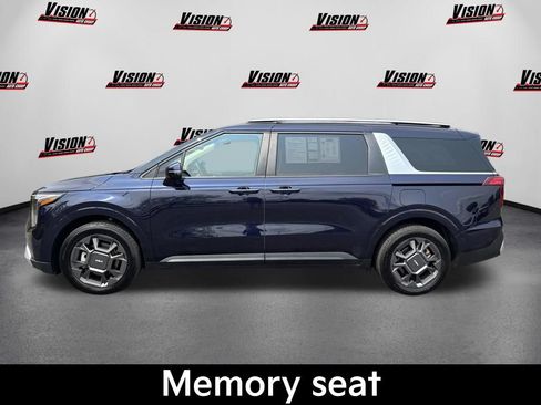 Certified 2025 Kia Carnival EX FWD image 10