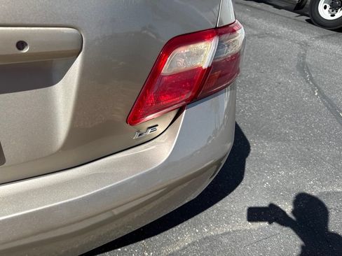 Used 2007 Toyota Camry LE FWD image 7