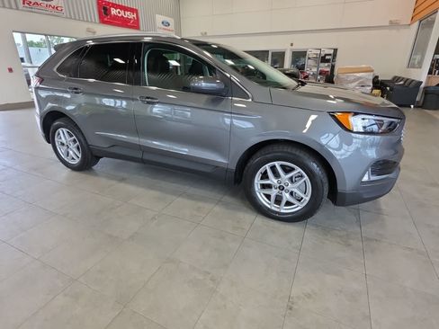Used 2024 Ford Edge SEL w/ Convenience Package AWD/4WD image 6