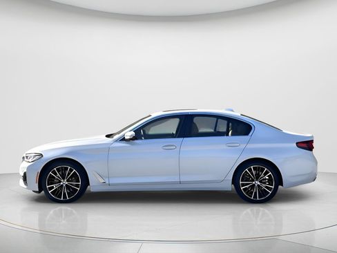 Used 2023 BMW 530i xDrive w/ Premium Package image 13