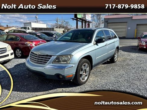 Used 2005 Chrysler Pacifica Touring image 1