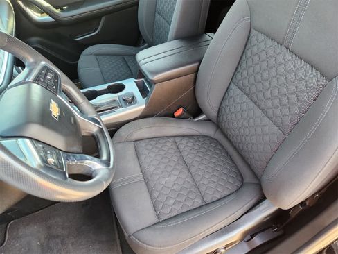 Used 2021 Chevrolet Blazer LT image 12