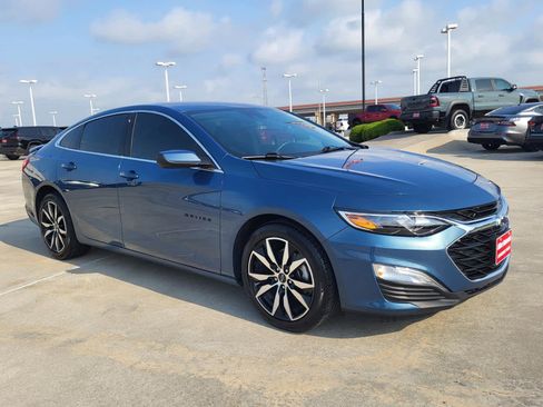 Used 2025 Chevrolet Malibu RS FWD image 7
