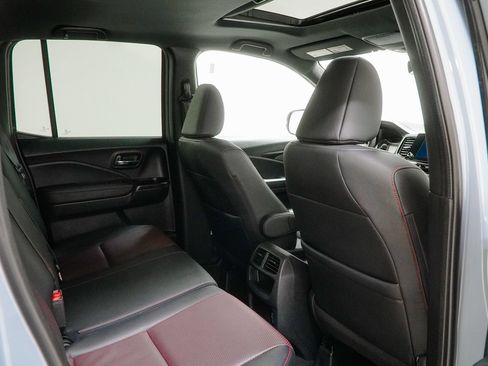 Used 2023 Honda Ridgeline Black Edition image 41