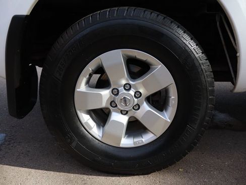 Used 2012 Nissan Frontier SV w/ SV Premium Utility Pkg image 43