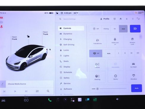 Used 2020 Tesla Model 3 Standard Range Plus RWD image 21