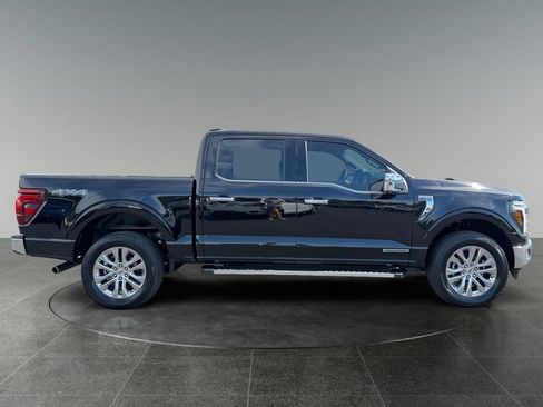 Used 2024 Ford F150 Lariat w/ Tow/Haul Package AWD/4WD image 11