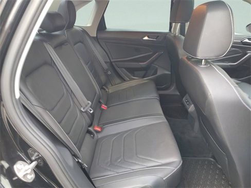 Used 2024 Volkswagen Jetta SEL image 17