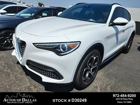 Used 2022 Alfa Romeo Stelvio Ti image 1