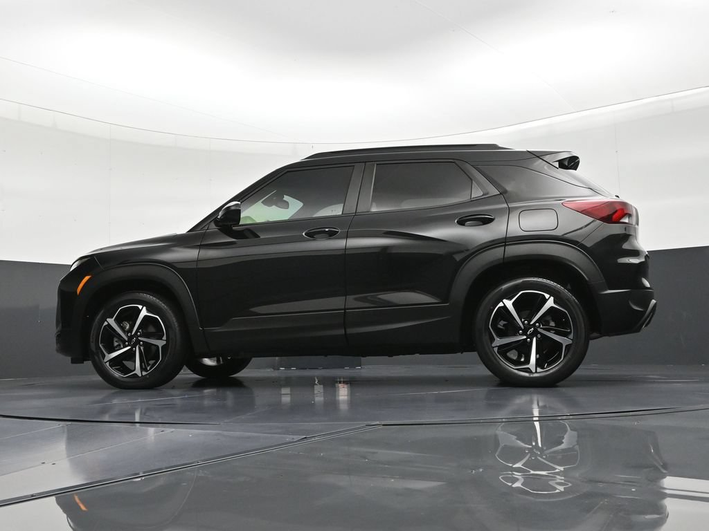 Used 2023 Chevrolet TrailBlazer RS w/ Convenience Package FWD image 24