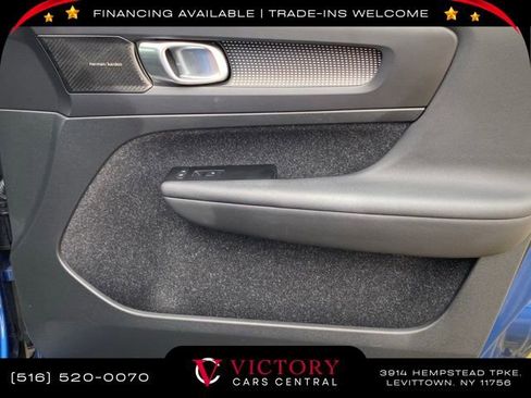 Used 2021 Volvo XC40 T5 R-Design w/ Advanced Package image 22