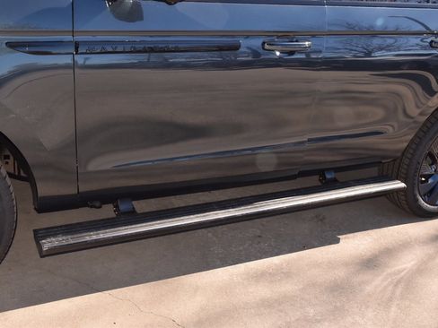 New 2025 Lincoln Navigator Reserve w/ Jet Appearance Package image 40