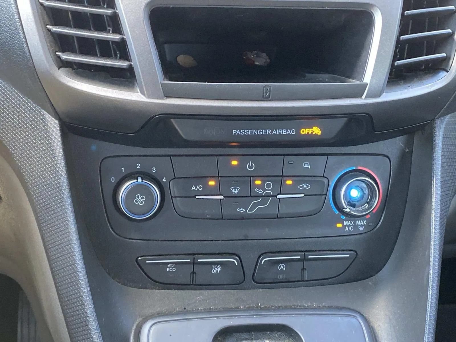 Used 2019 Ford Transit Connect XLT FWD image 30