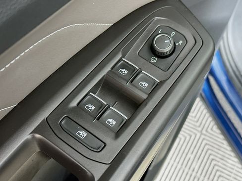 Used 2023 Volkswagen Atlas SEL Premium AWD/4WD image 18