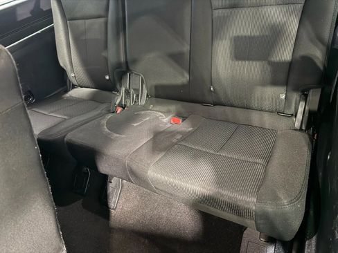 Used 2020 Ford Expedition XLT image 26