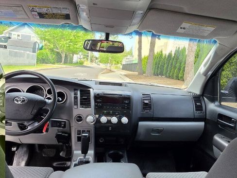 Used 2012 Toyota Tundra 4x4 CrewMax w/ TRD Off-Road Pkg image 11